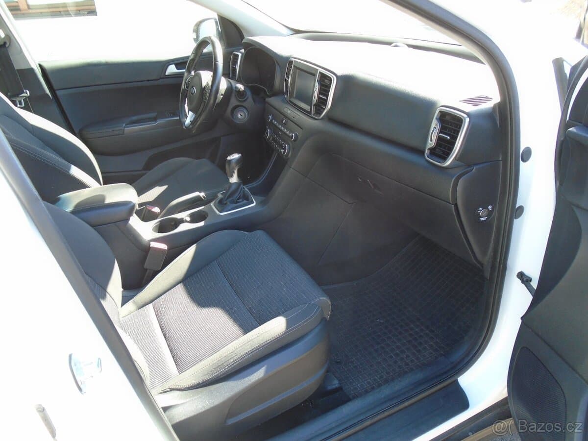 2017 Kia SPORTAGE - 13