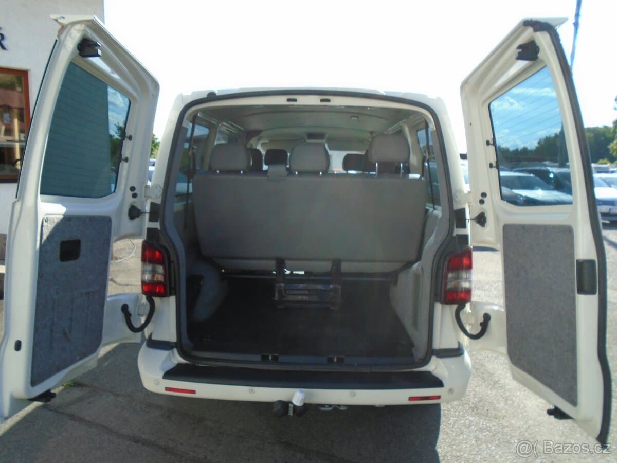 2009 Volkswagen CARAVELLE - 13