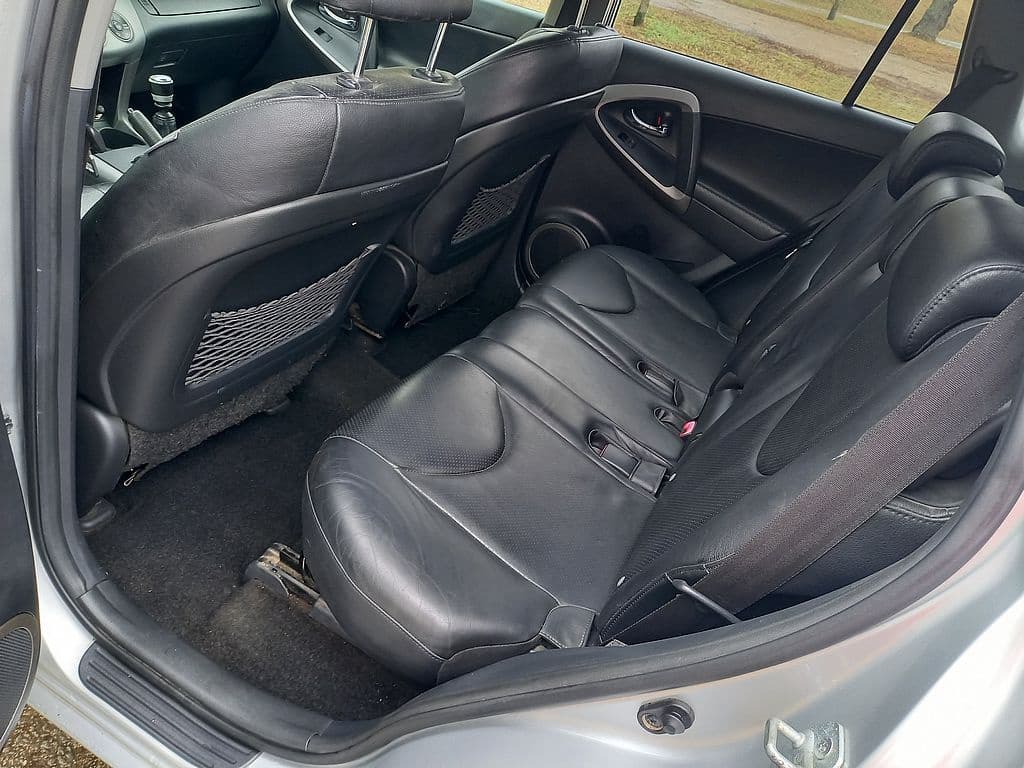 2007 Toyota RAV4 - 13