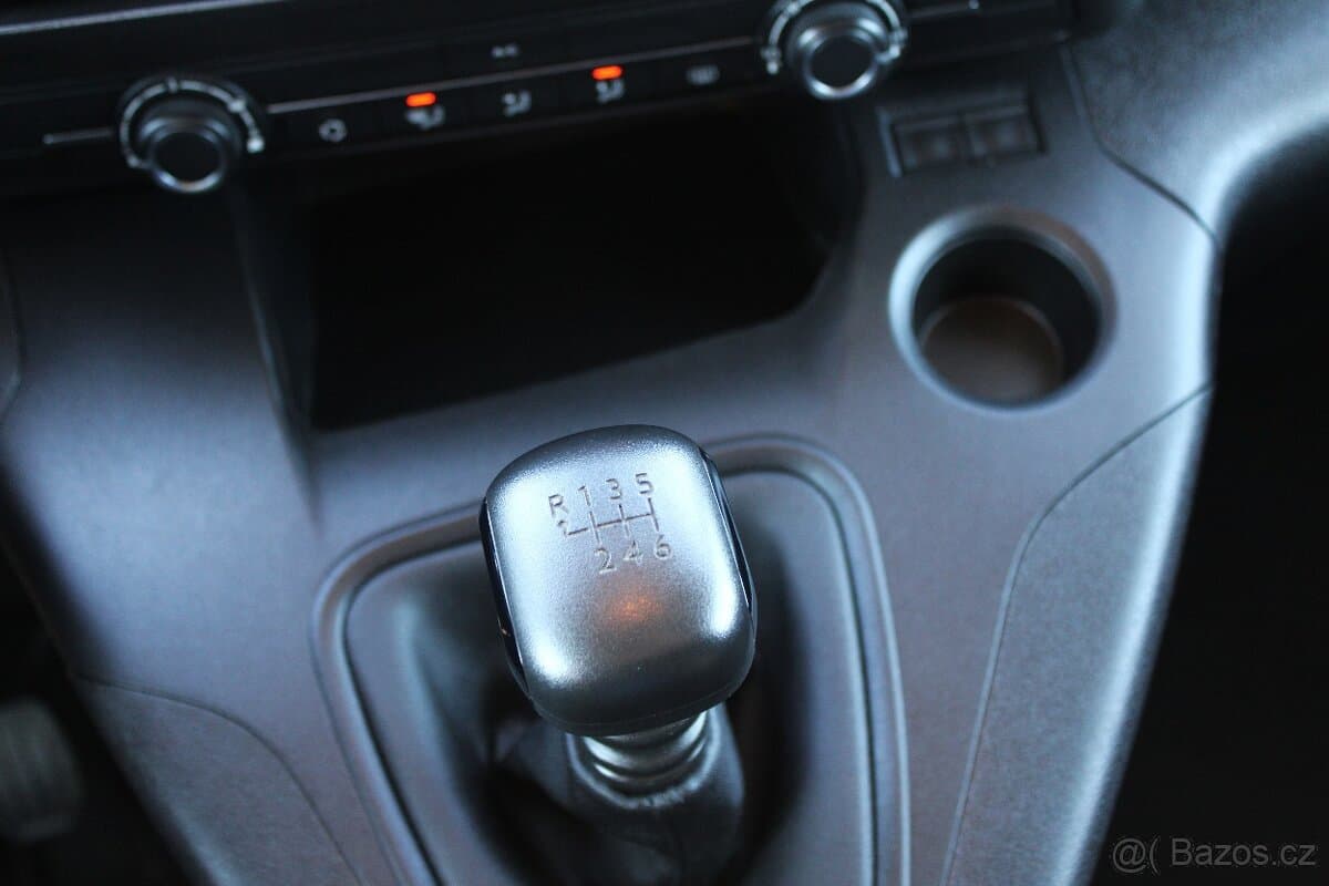 2021 Peugeot RIFTER - 13