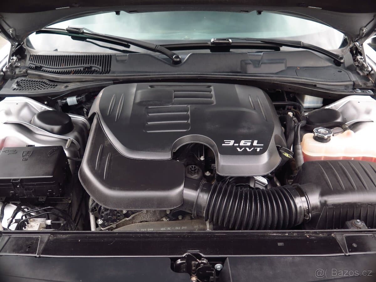 2018 Dodge CHALLENGER - 13