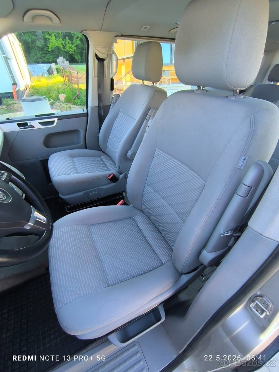 2015 Volkswagen MULTIVAN - 13