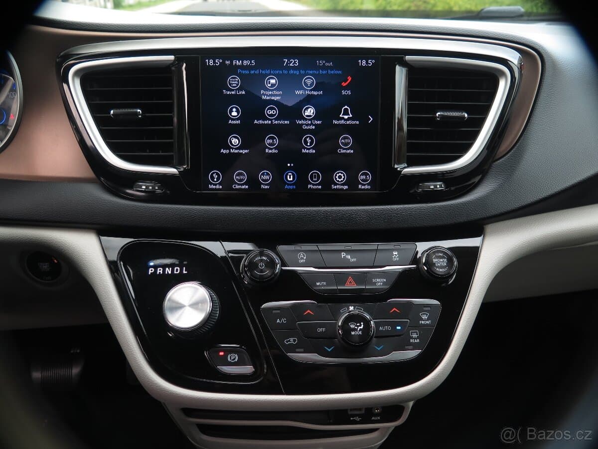 2018 Chrysler PACIFICA - 13