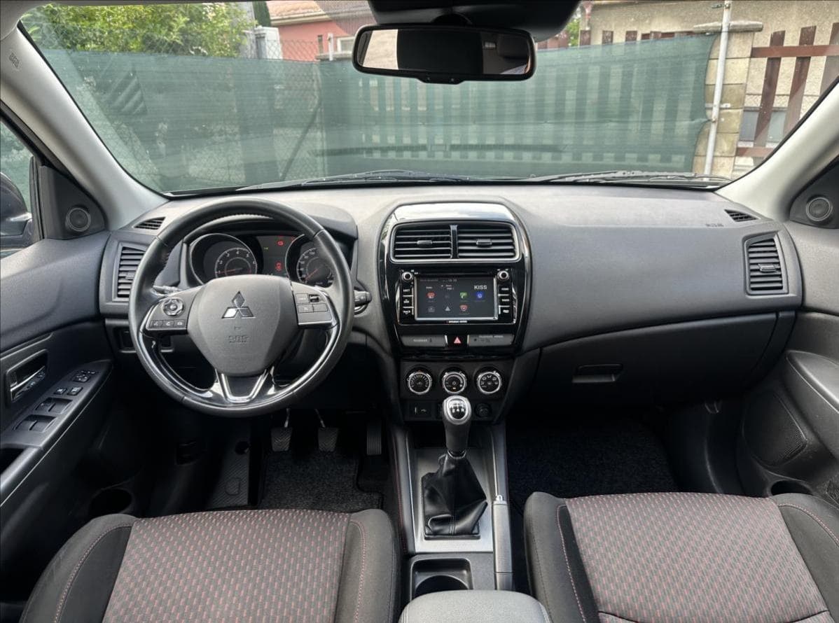 2017 Mitsubishi ASX - 13