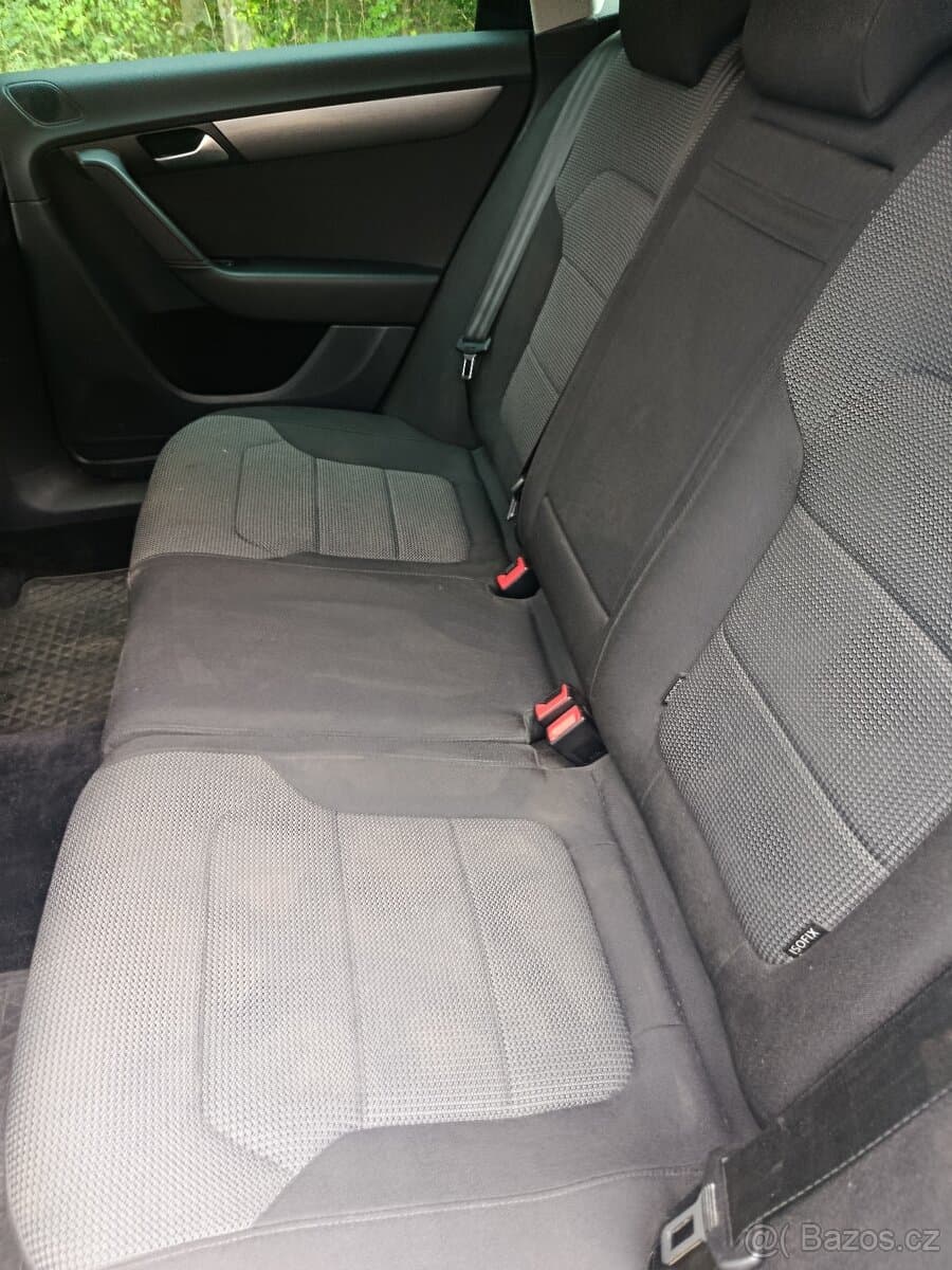 2015 Volkswagen PASSAT - 13