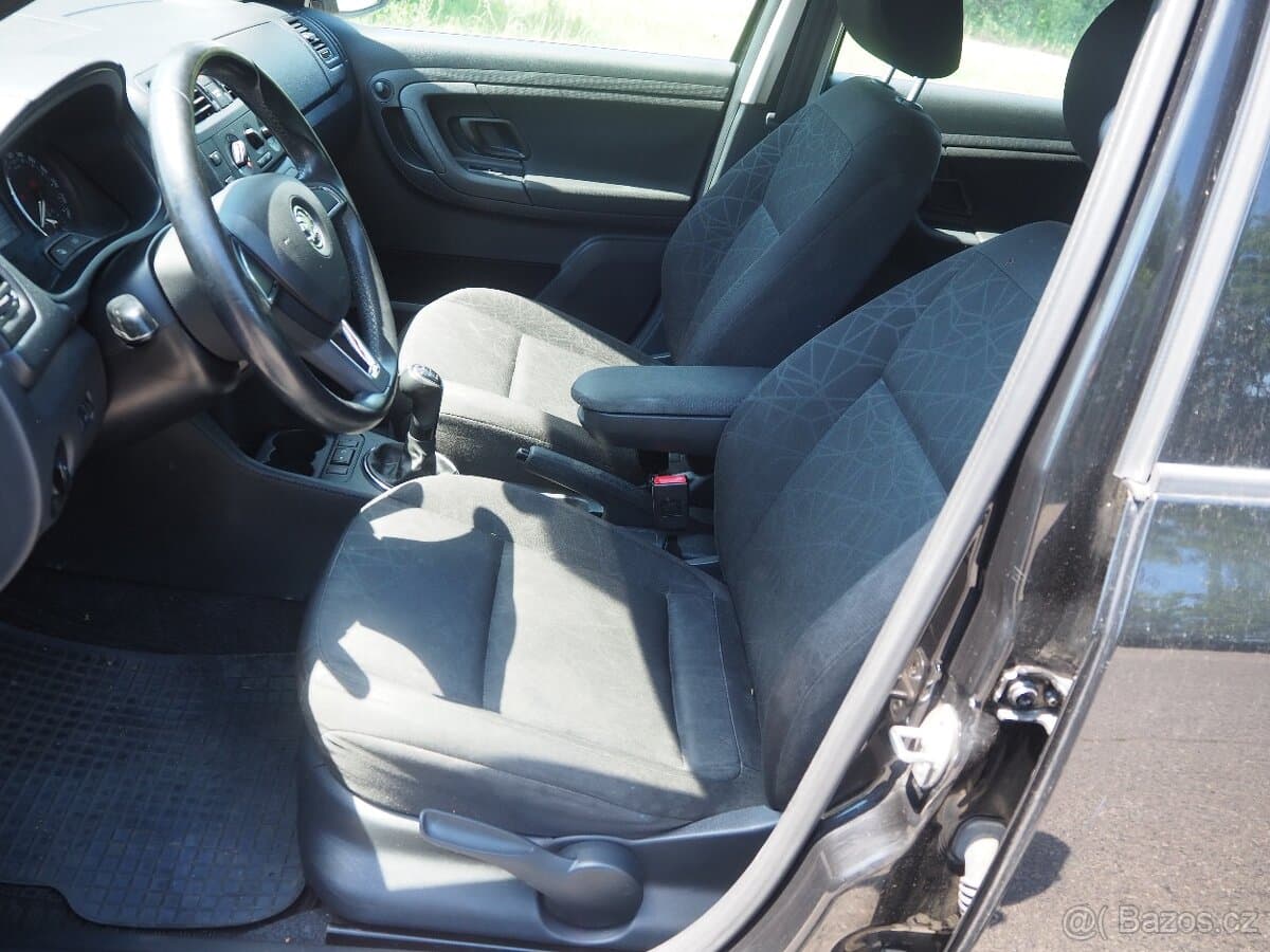 2014 Škoda FABIA - 13