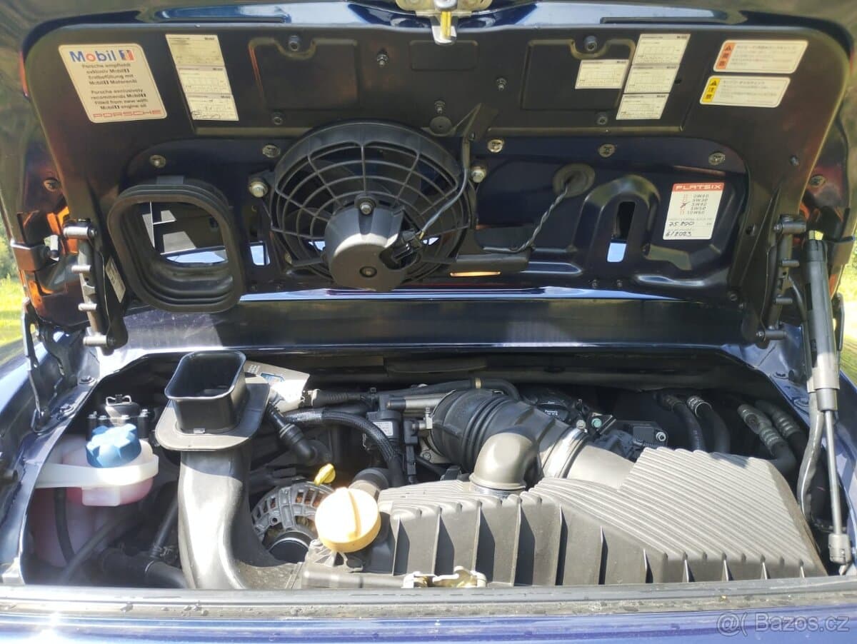 1998 Porsche 911 - 13