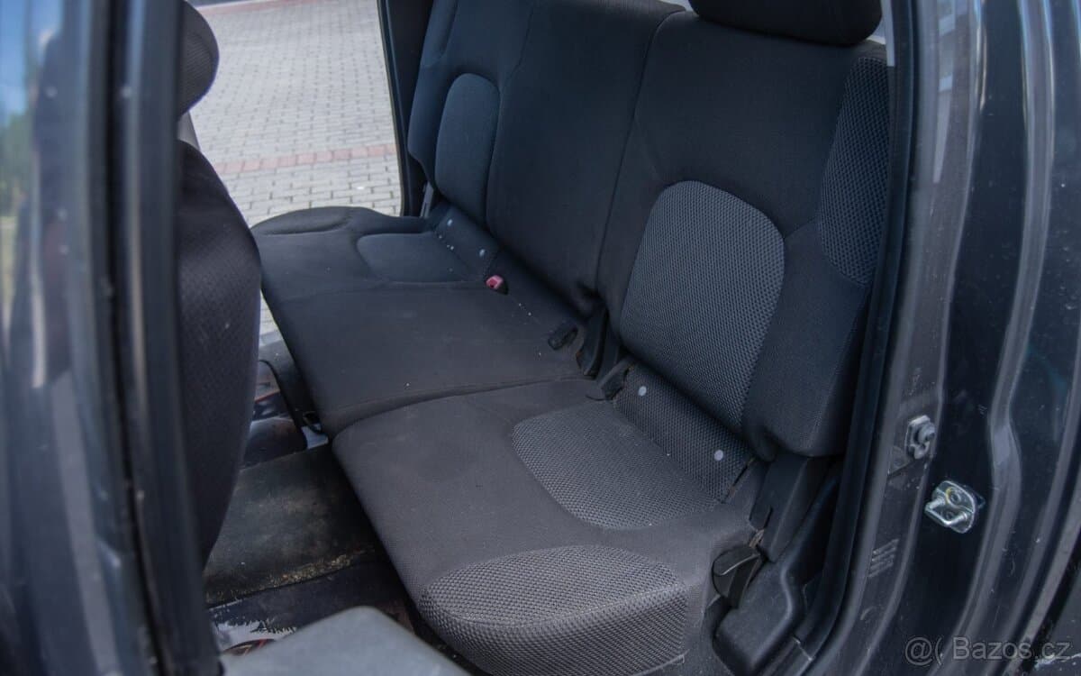 2008 Nissan NAVARA - 13