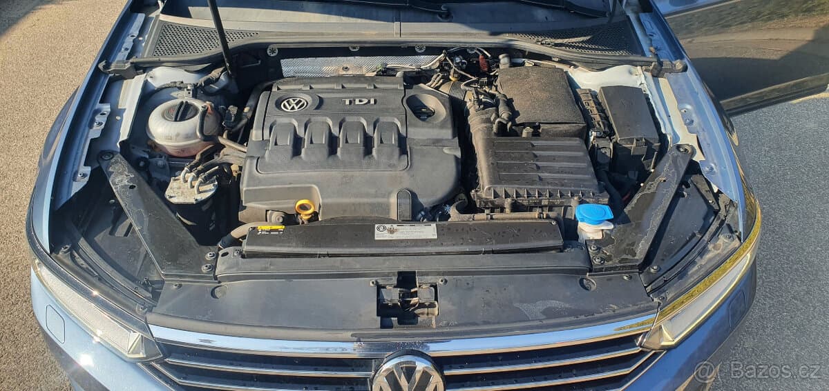 2016 Volkswagen PASSAT - 13