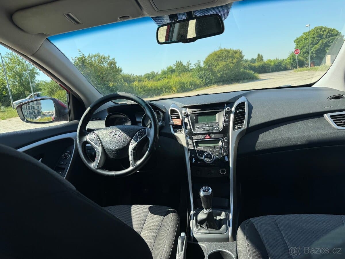 2017 Hyundai i30 - 13