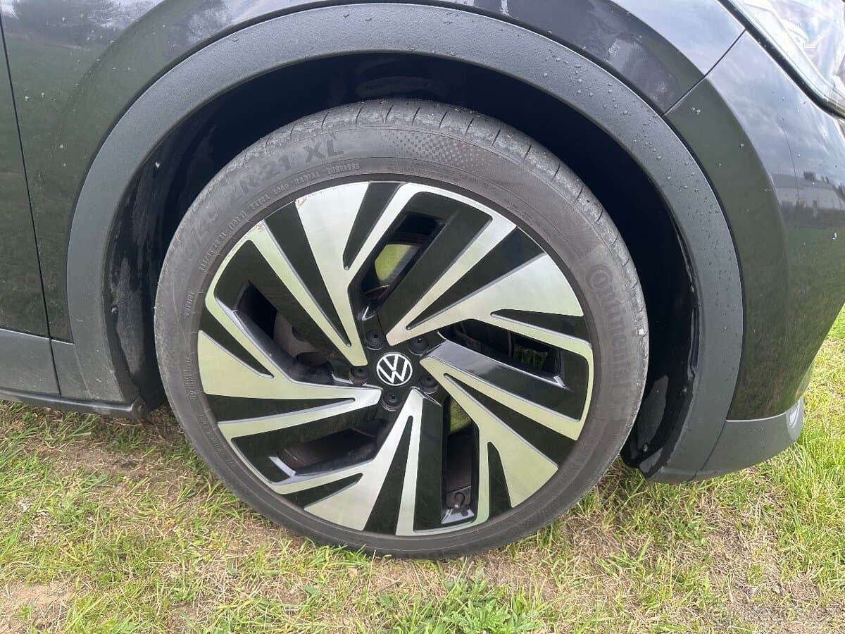2022 Volkswagen ID.4 - 13