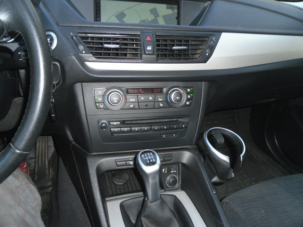 2012 BMW X1 - 13