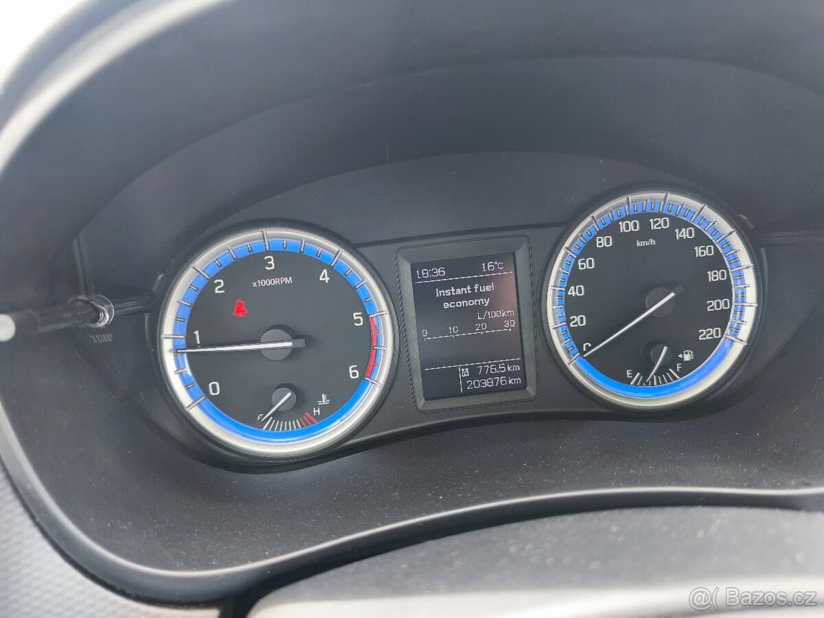 2014 Suzuki S-CROSS - 13