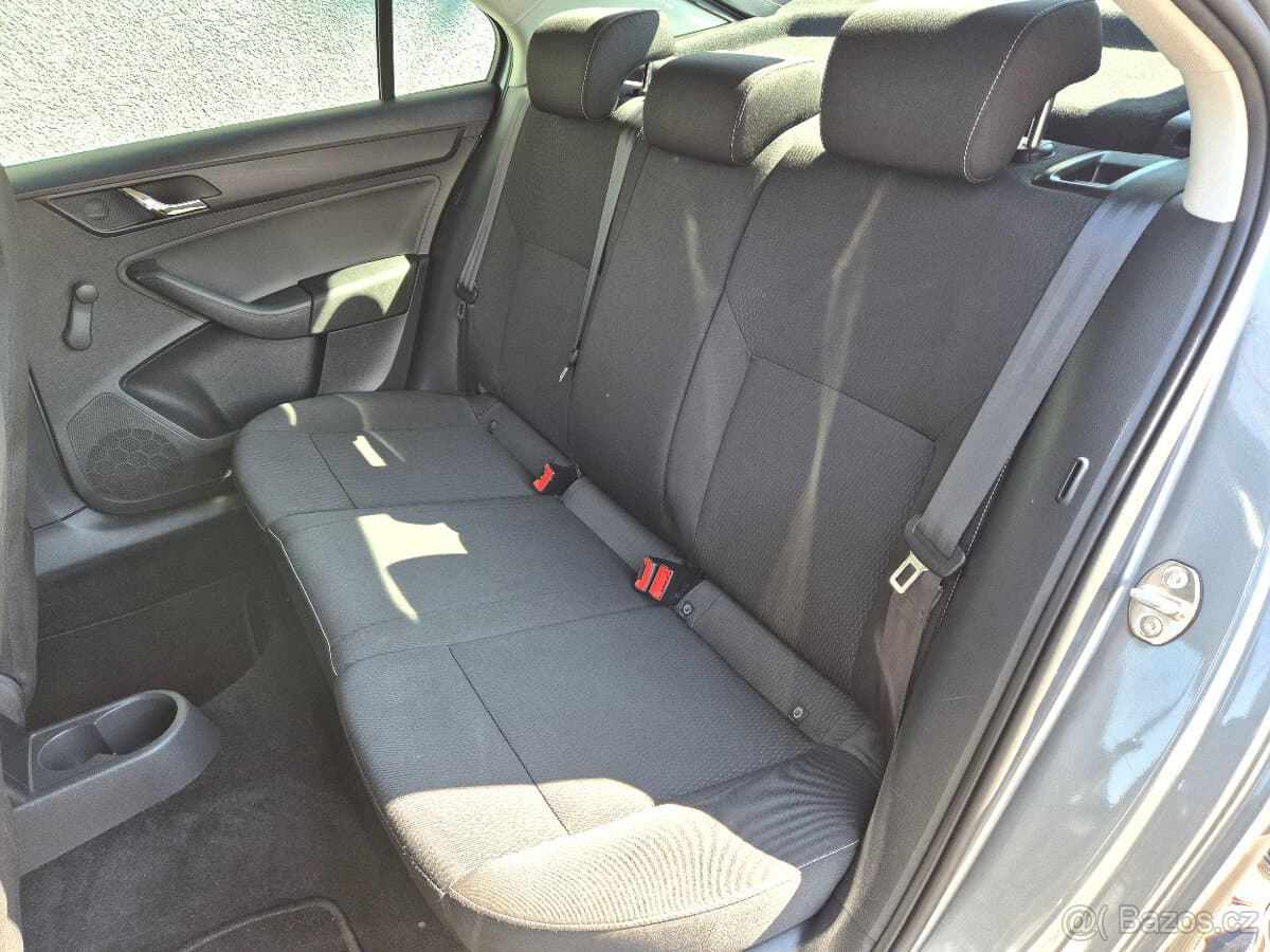 2013 Škoda RAPID - 13