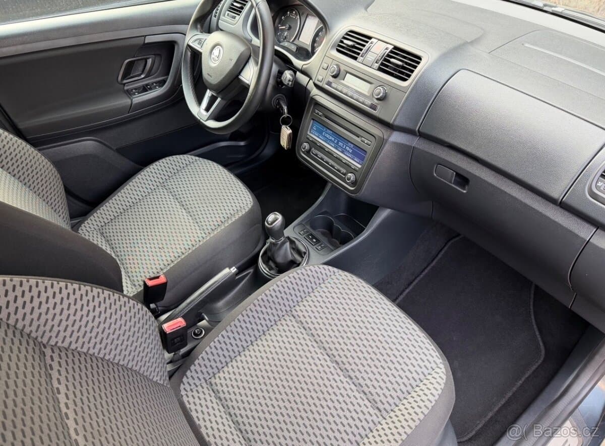 2014 Škoda FABIA - 13