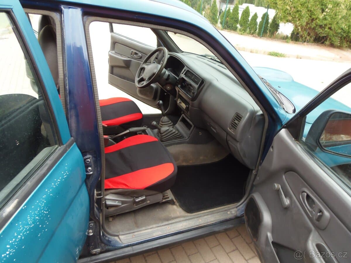 2000 Mitsubishi L200 - 13