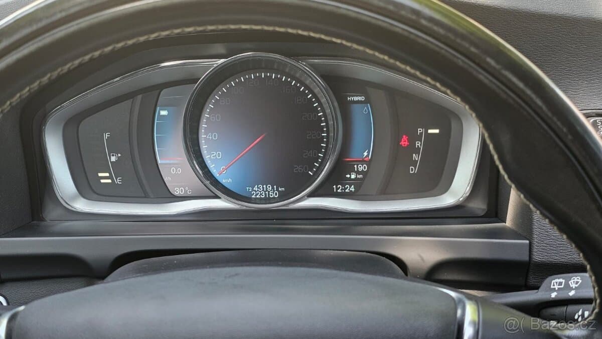 2014 Volvo V60 - 13