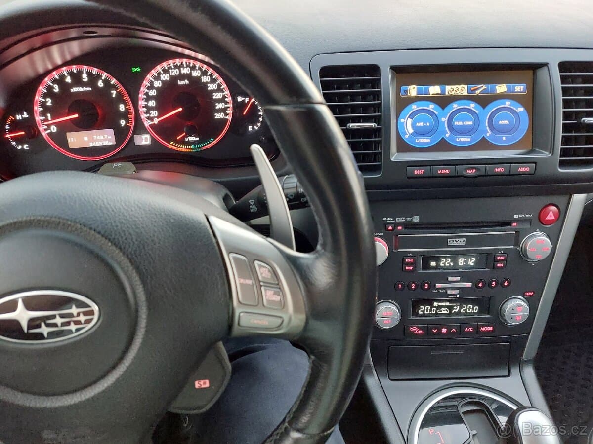 Subaru LEGACY - 13
