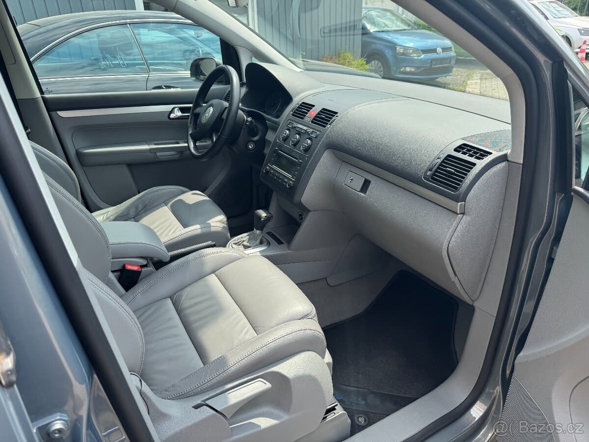 2004 Volkswagen TOURAN - 13