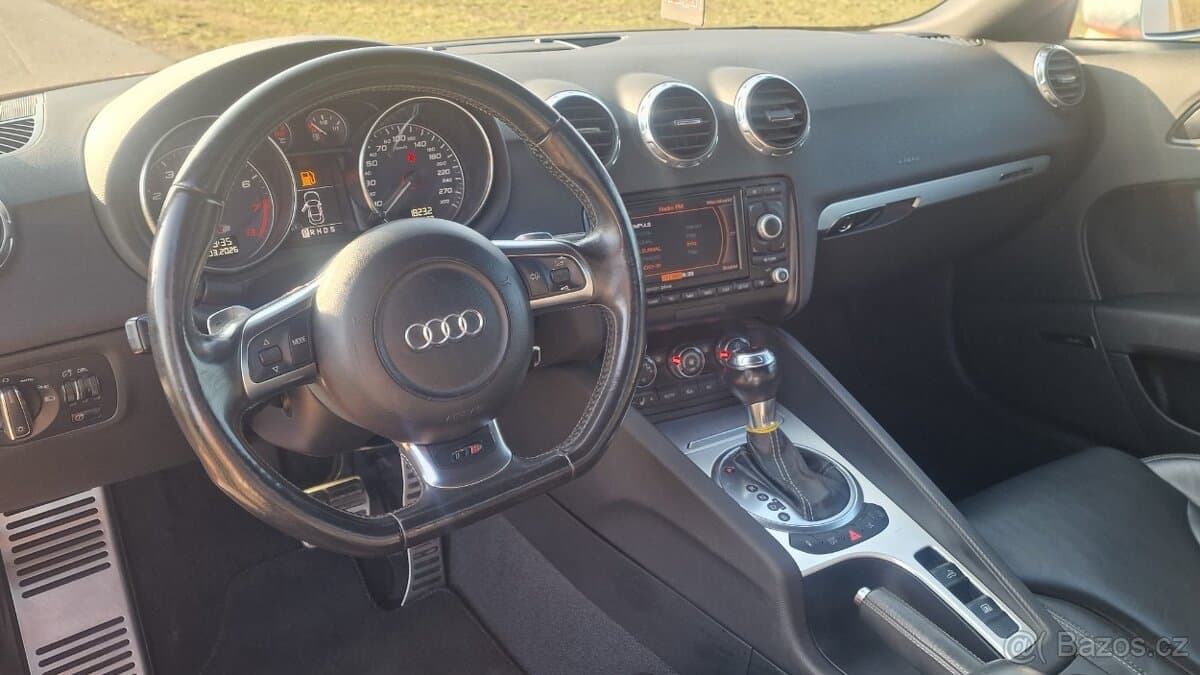 2008 Audi TT - 13