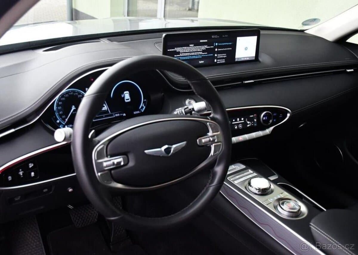 2022 Genesis GV70 - 13