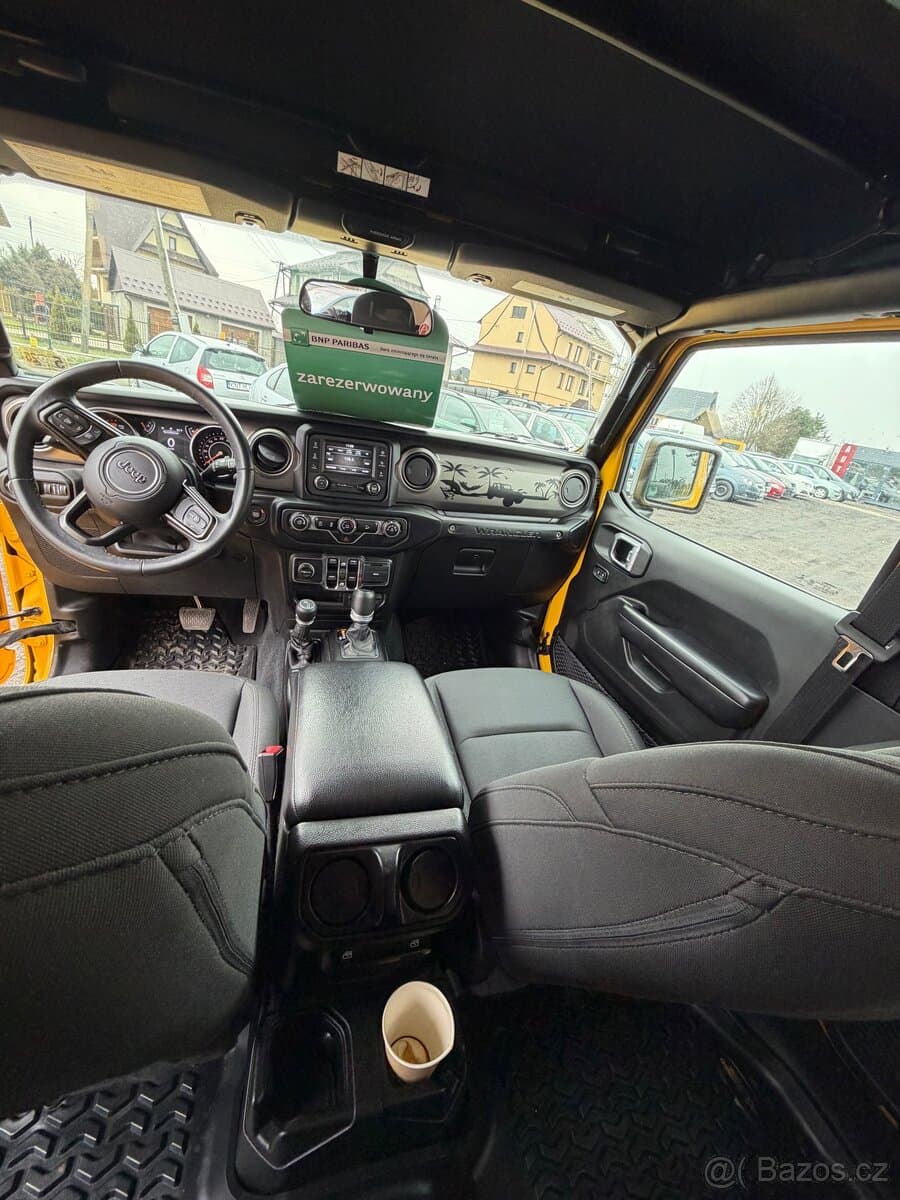 2019 Jeep WRANGLER - 13