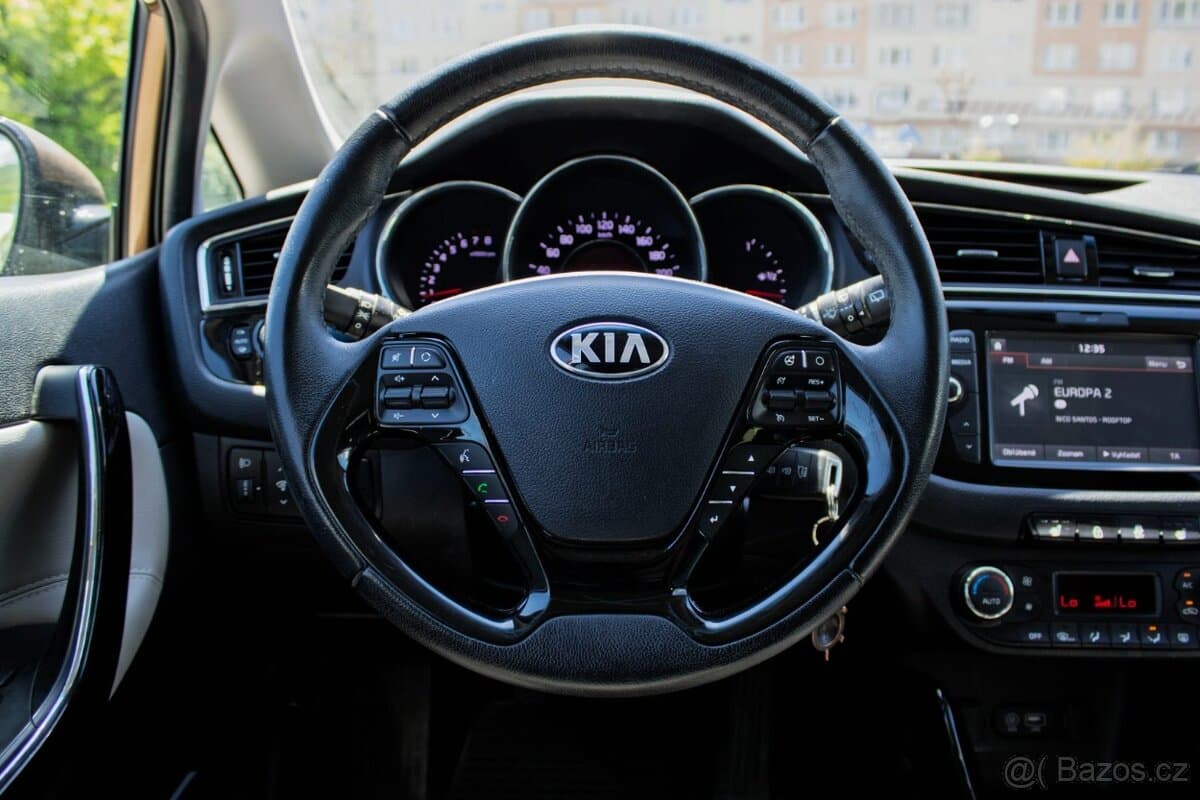 2018 Kia PROCEED - 13