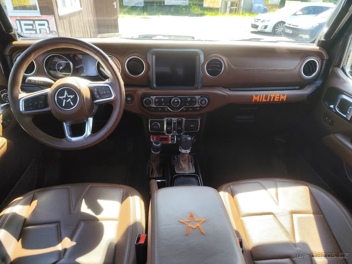 2022 Jeep WRANGLER - 13