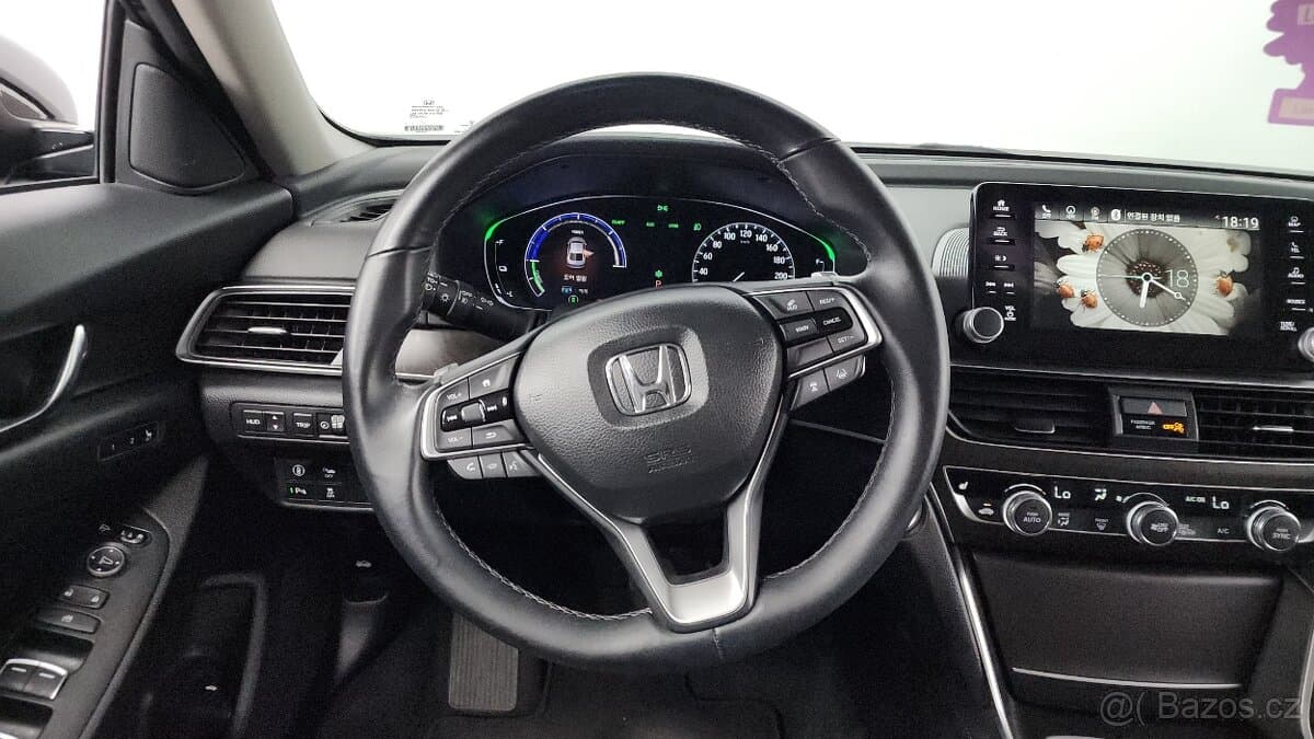 2018 Honda ACCORD - 13