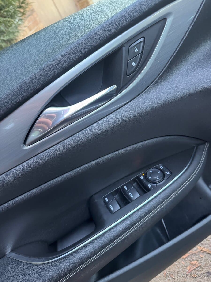 2021 Opel INSIGNIA - 13