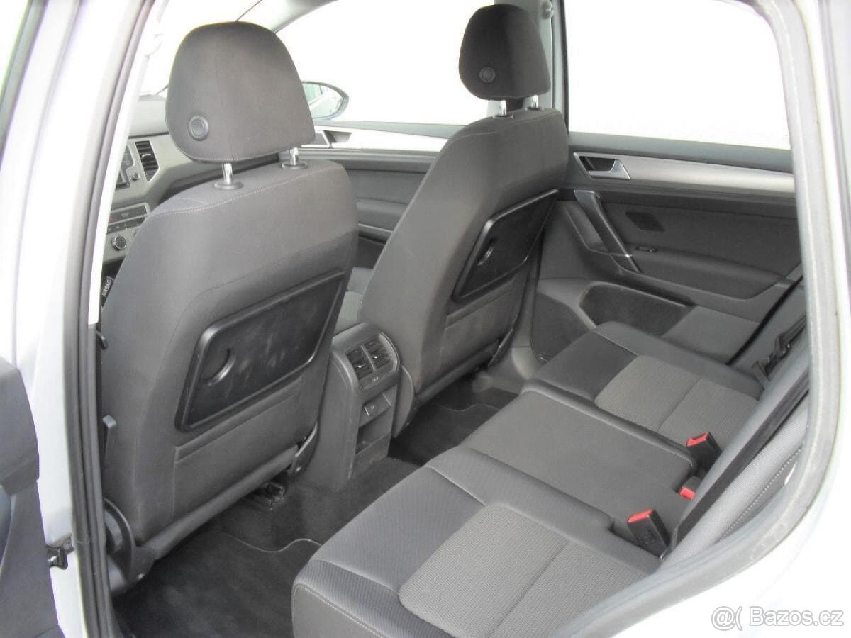 2016 Volkswagen GOLF - 13
