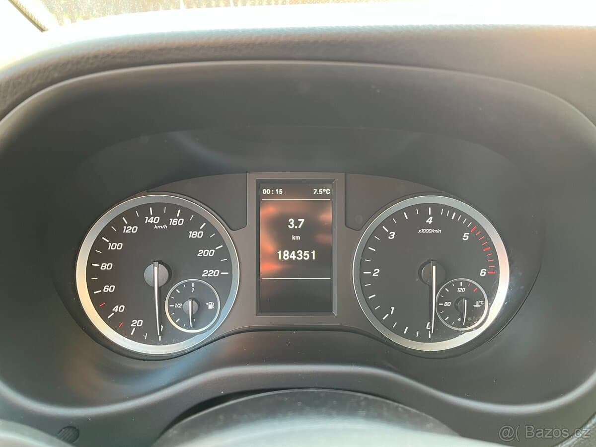 2022 Mercedes-Benz VITO - 13