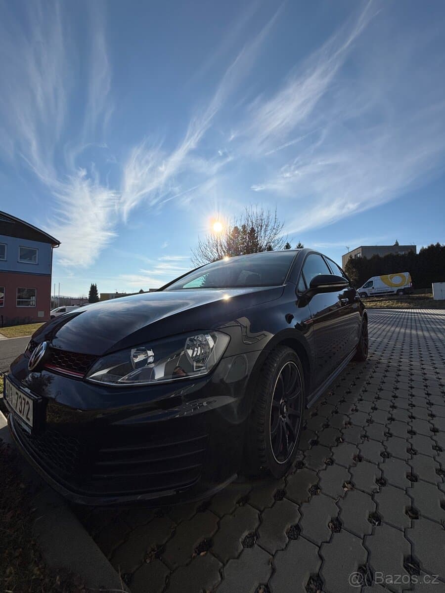 2014 Volkswagen GOLF - 13