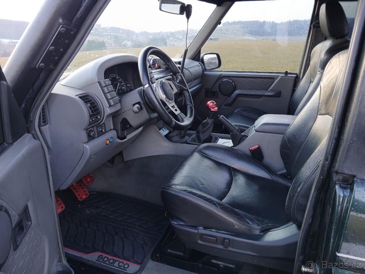 Land Rover DISCOVERY - 13