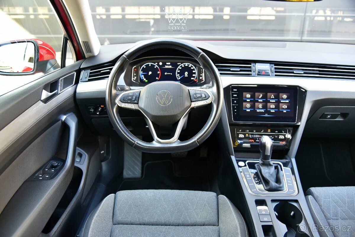 2022 Volkswagen PASSAT - 13
