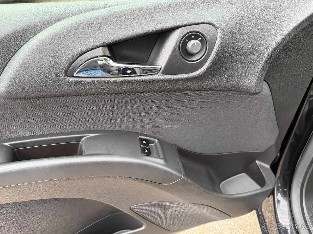 2011 Opel MERIVA - 13