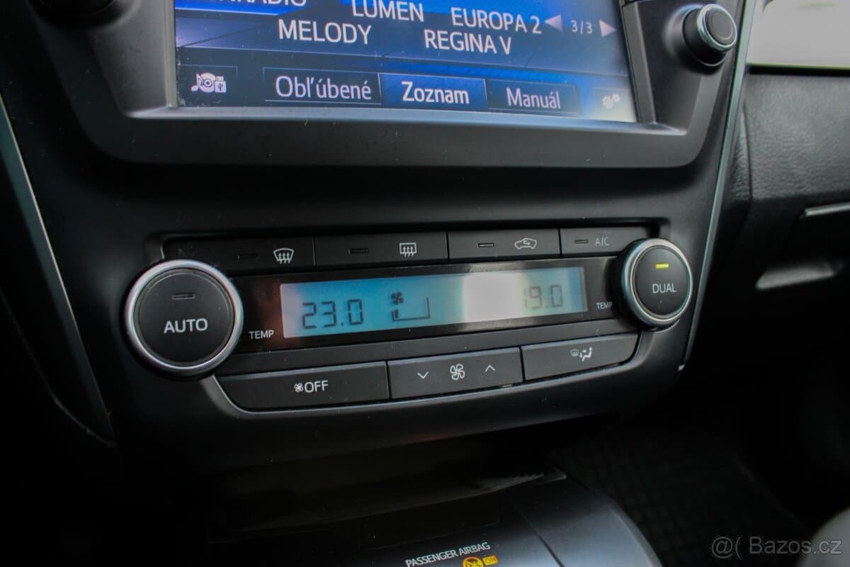 2015 Toyota AVENSIS - 13