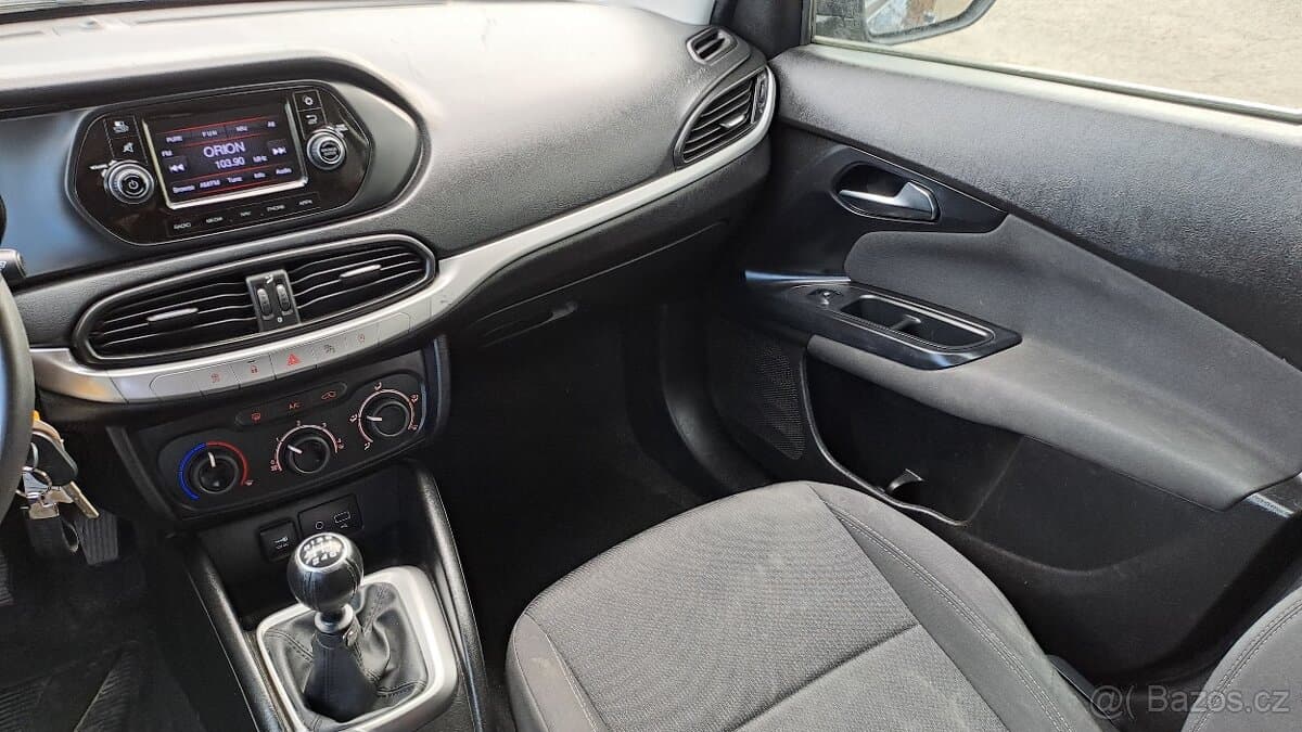 2017 Fiat TIPO - 13