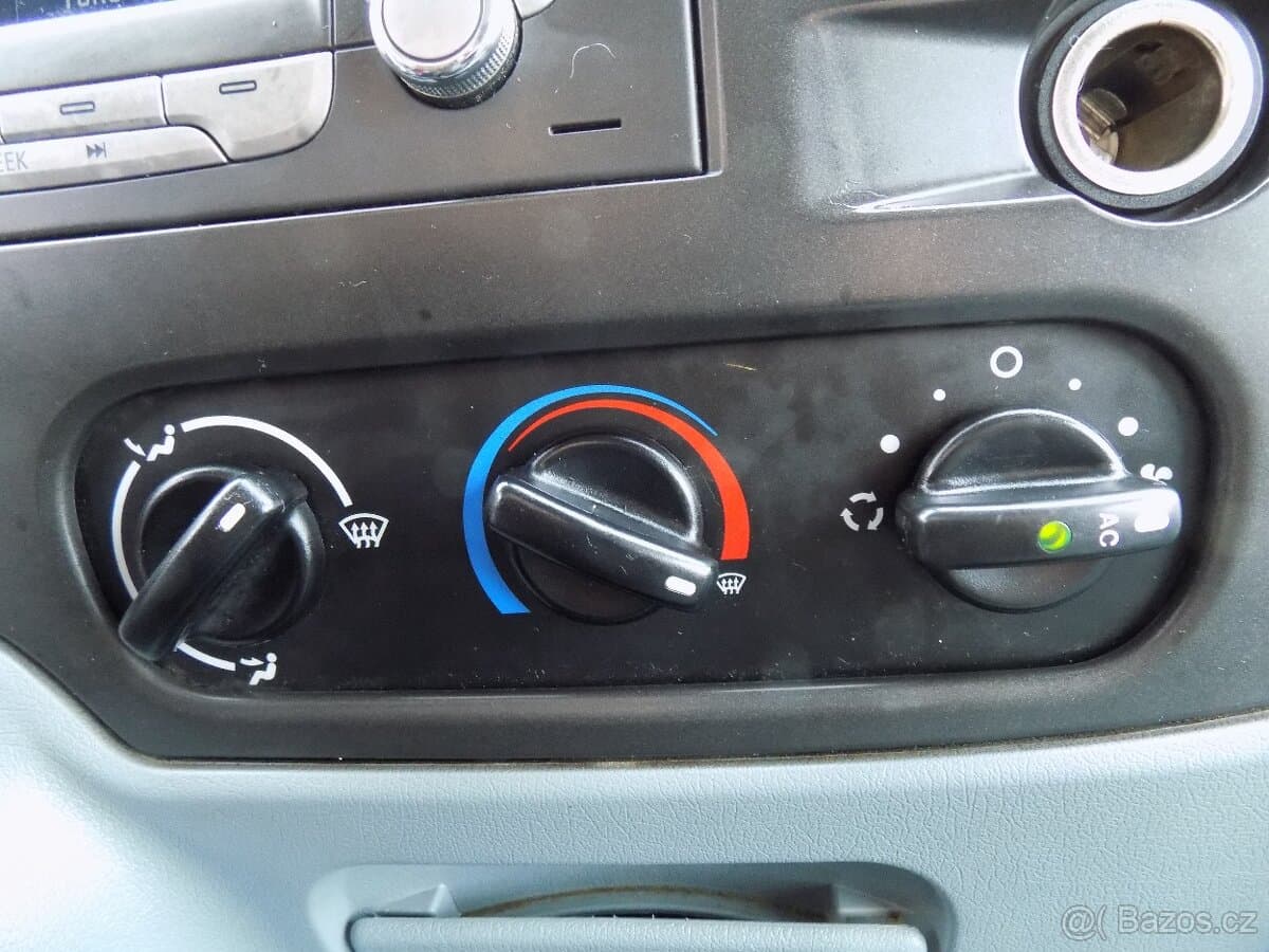 2010 Ford TRANSIT - 13