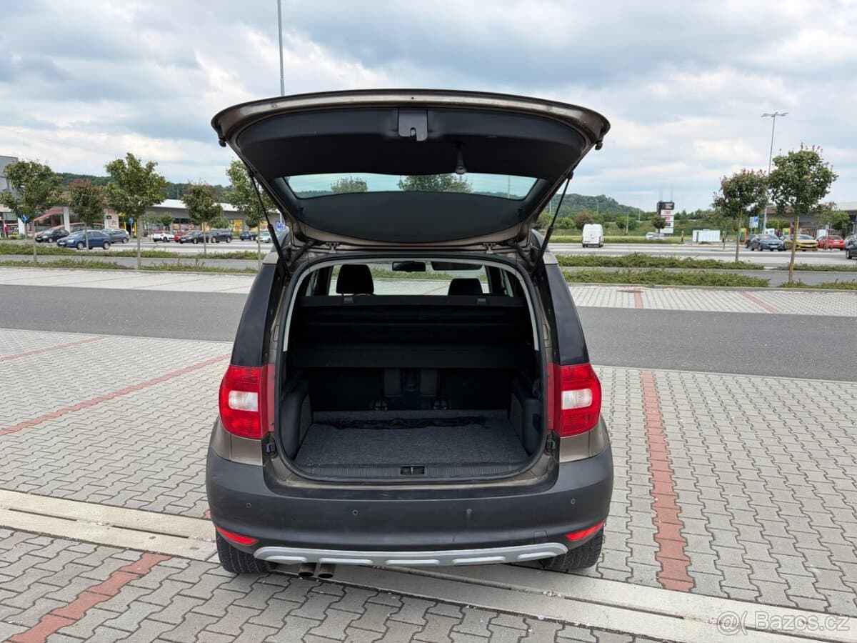 2010 Škoda YETI - 13
