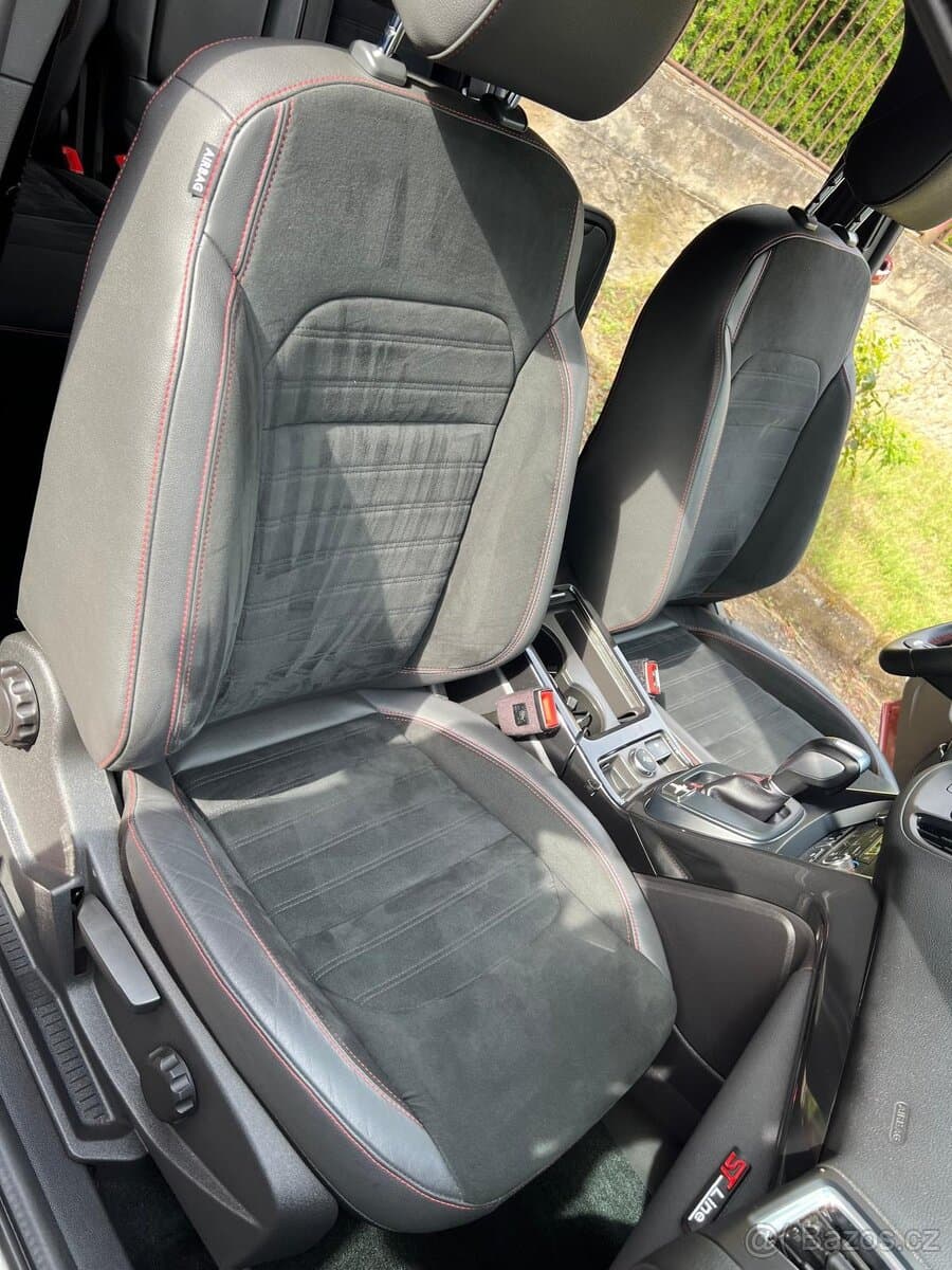 2019 Ford KUGA - 13