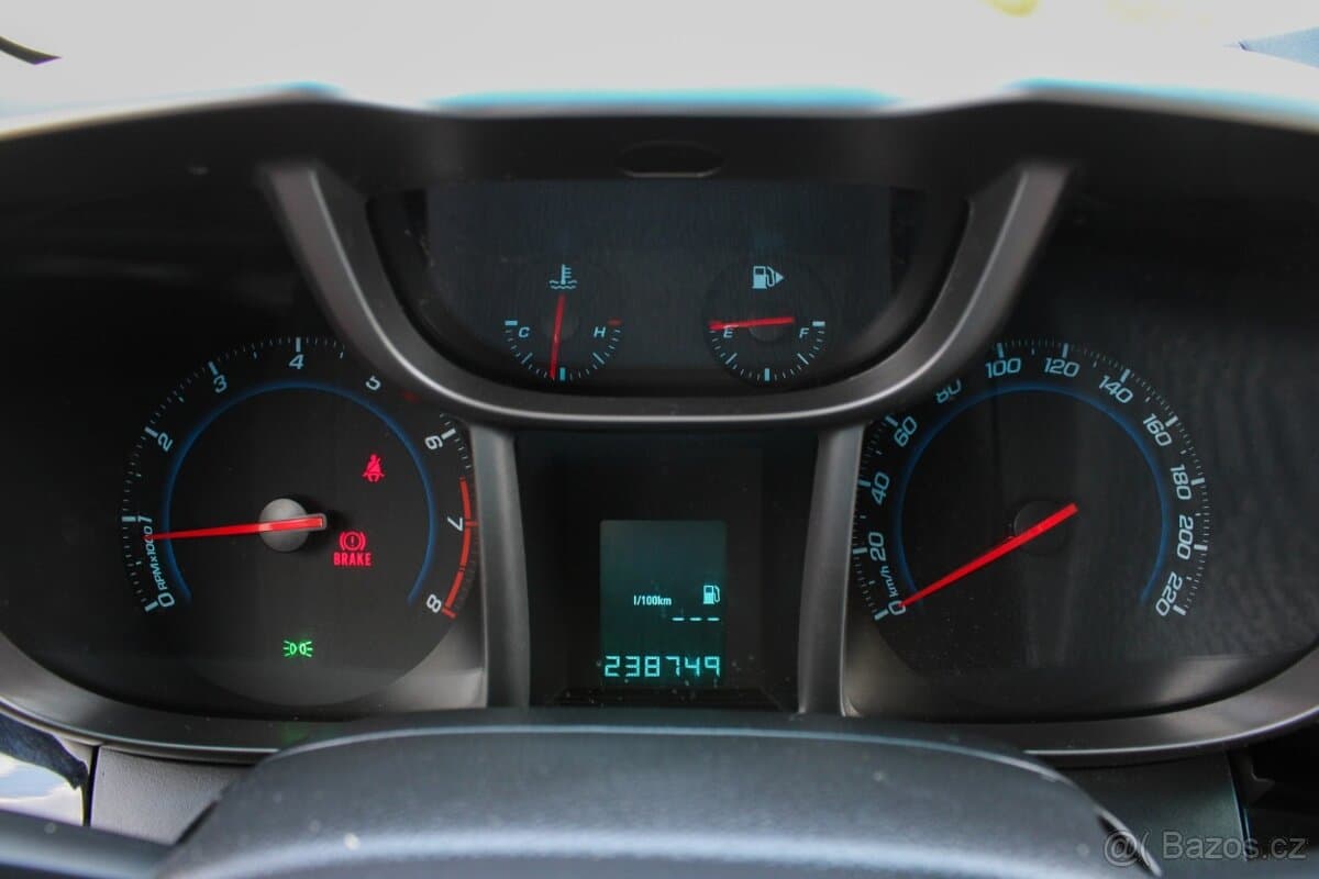 2011 Chevrolet ORLANDO - 13