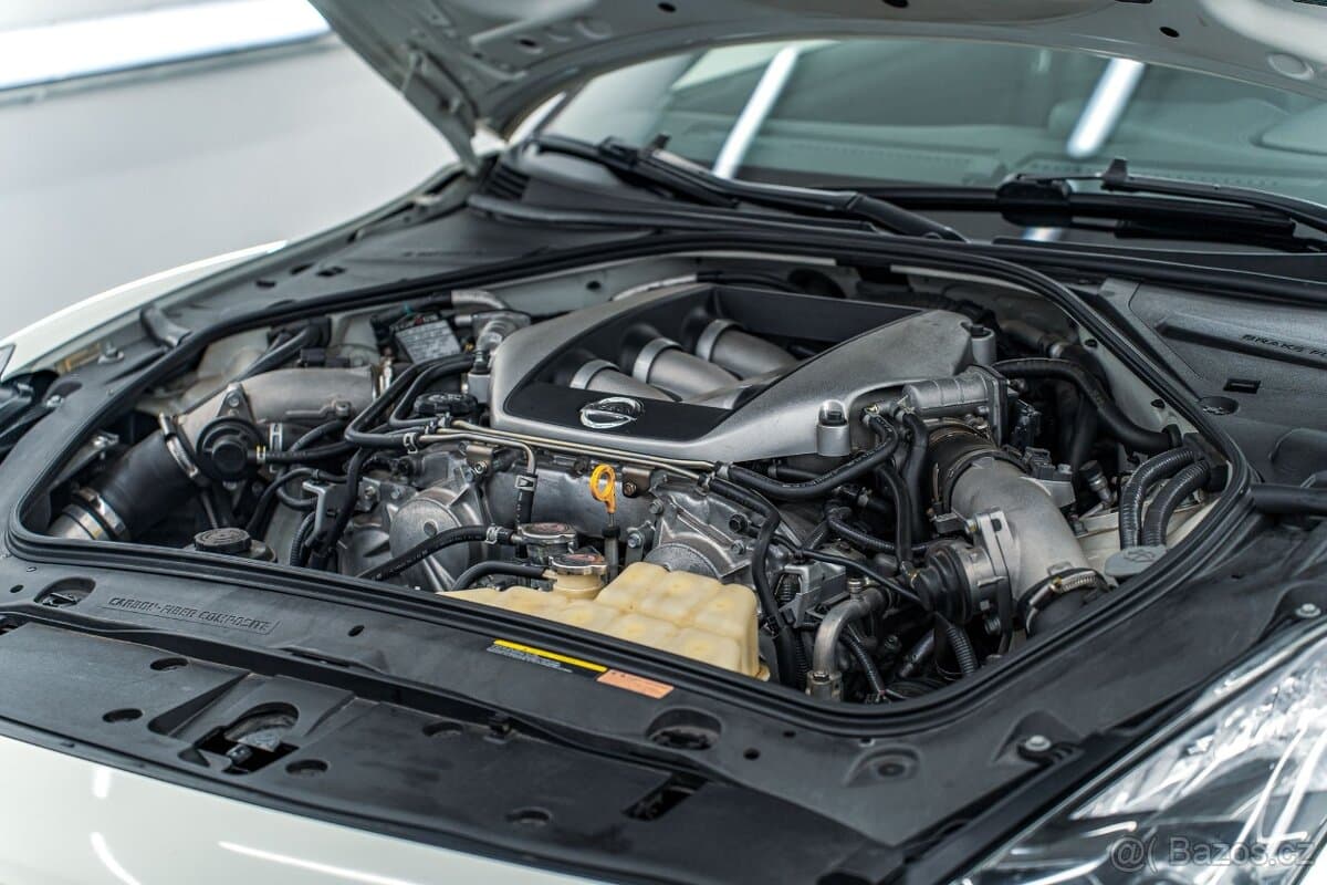 2008 Nissan GT-R - 13