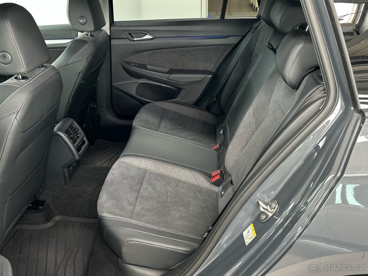 Volkswagen GOLF - 13