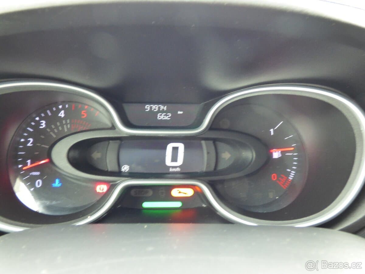 2021 Renault TRAFIC - 13