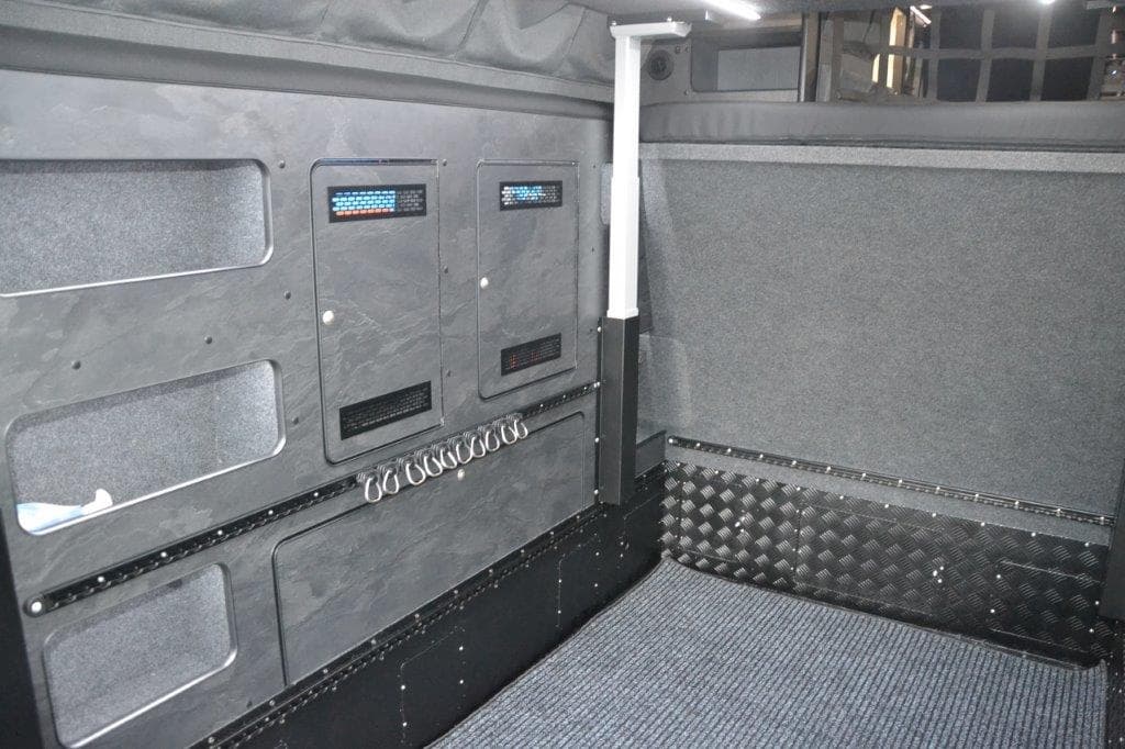 Mercedes-Benz SPRINTER - 13