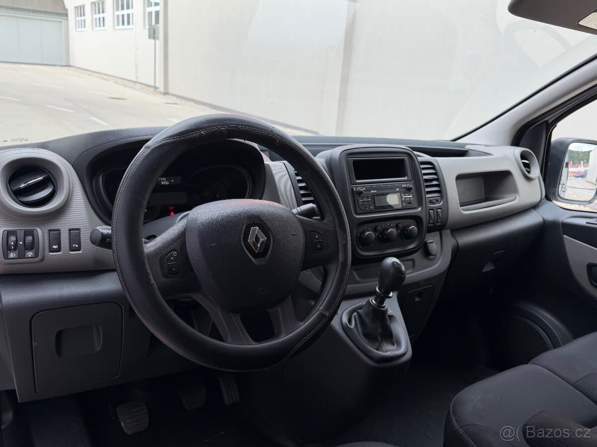 2016 Renault TRAFIC - 13