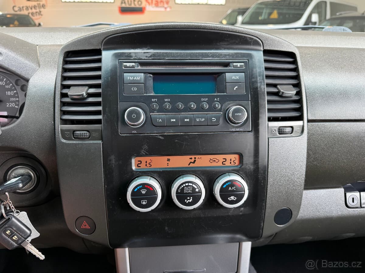 2013 Nissan NAVARA - 13