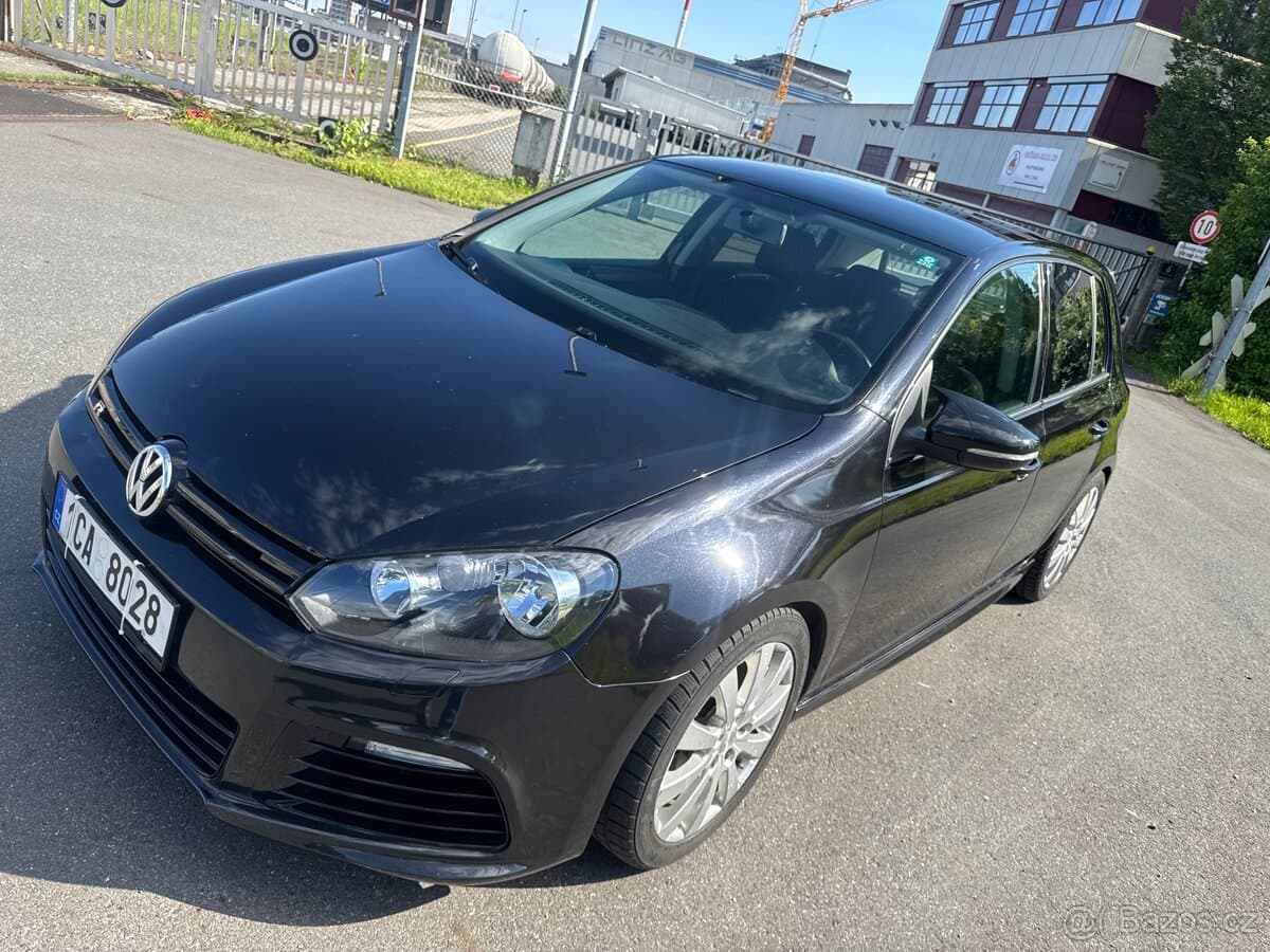 2010 Volkswagen GOLF - 13