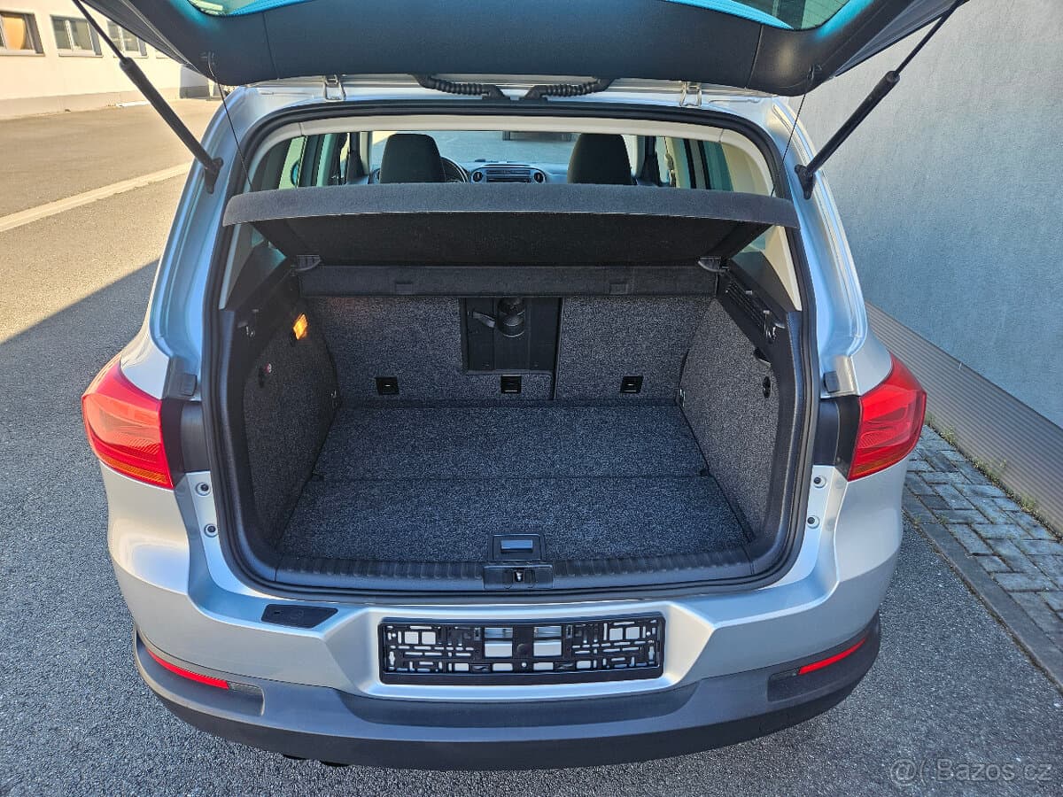 2012 Volkswagen TIGUAN - 13